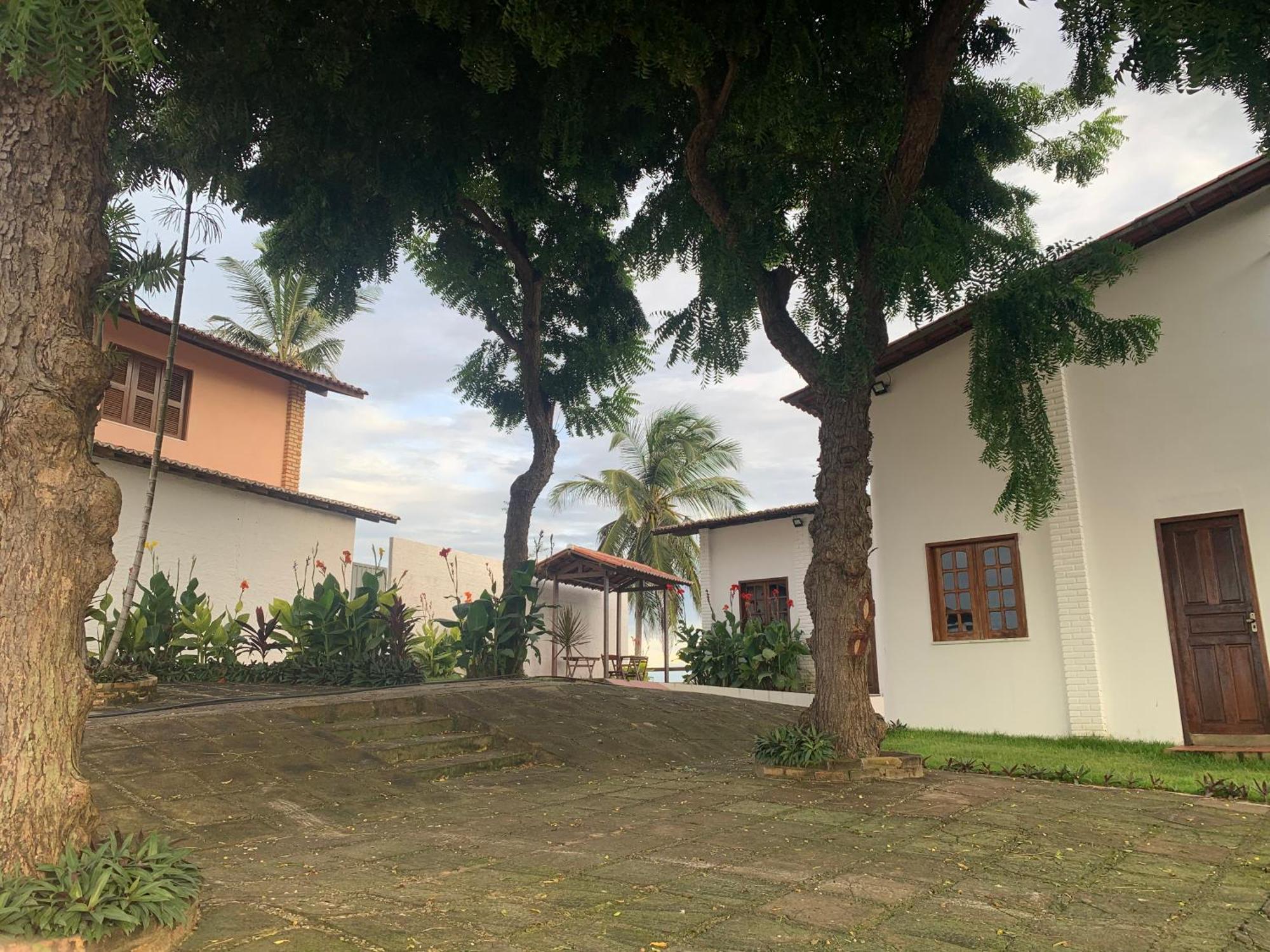 Morro Branco Suites - Hospedaria Morro Branco Beberibe Exterior photo